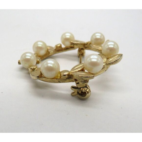 Vintage Brooch Gold Tone Leaf Imitation Pearl Wreath 1.25" Pin - Picture 6 of 11